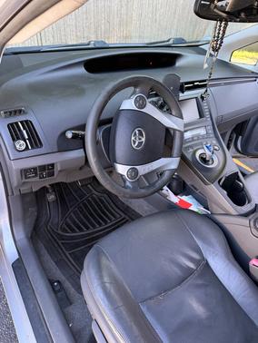 2010 Toyota Prius I