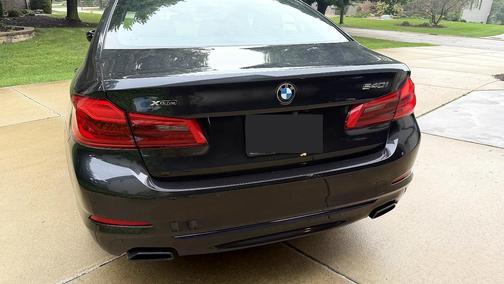 Gray 2018 BMW 540 i xDrive