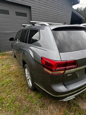 Gray 2020 Volkswagen Atlas 3.6L SEL