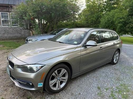 Gold 2017 BMW 328d xDrive