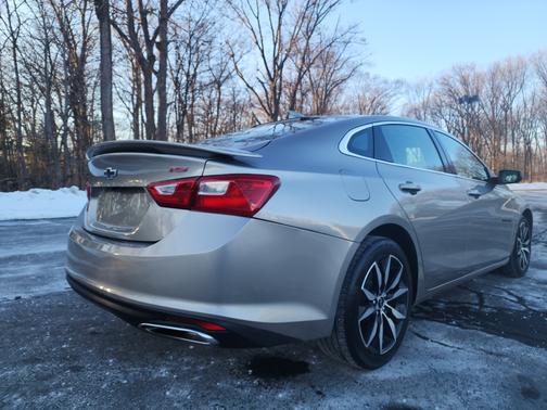 2022 Chevrolet Malibu RS