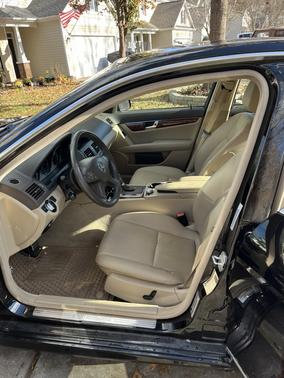 2011 Mercedes-Benz C-Class C 300