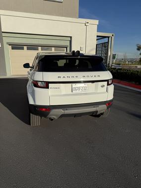 White 2019 Land Rover Range Rover Evoque SE Premium