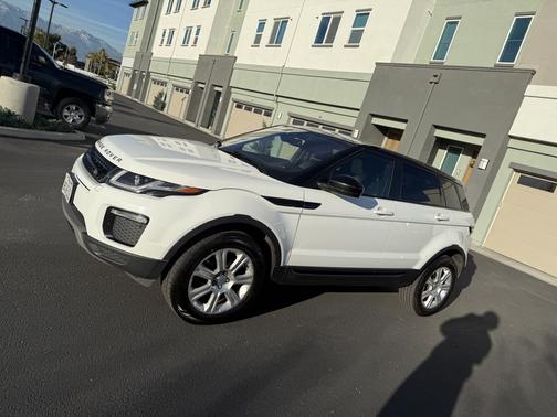 White 2019 Land Rover Range Rover Evoque SE Premium