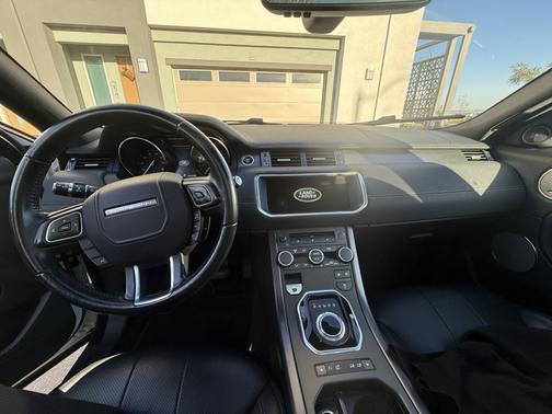 White 2019 Land Rover Range Rover Evoque SE Premium