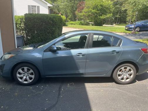2011 Mazda Mazda3 i Sport