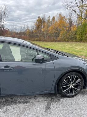 2024 Toyota Prius XLE