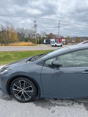 2024 Toyota Prius XLE