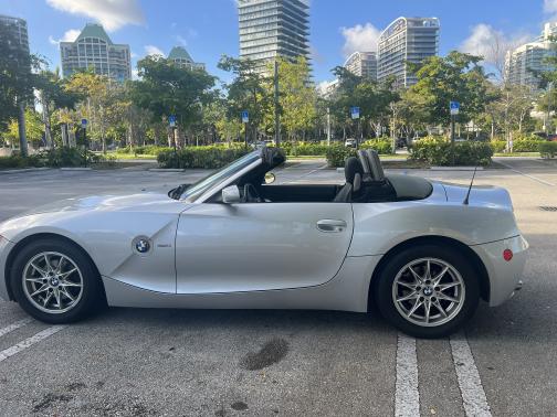 2003 BMW Z4 2.5i Roadster