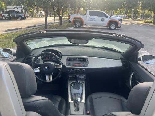 2003 BMW Z4 2.5i Roadster
