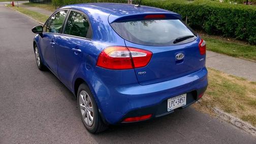 Blue 2012 Kia Rio5 EX