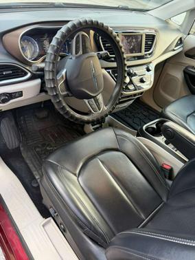 2020 Chrysler Voyager LXI