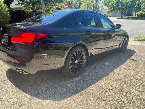 Black 2021 BMW 540 i xDrive