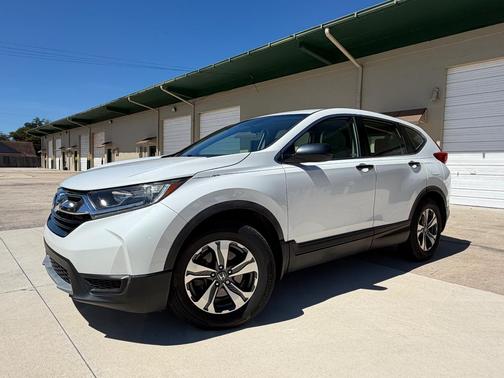 White 2019 Honda CR-V LX
