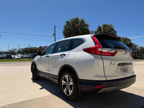 White 2019 Honda CR-V LX
