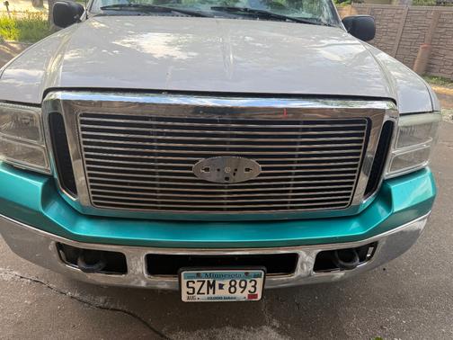 White 2006 Ford F-250 XLT Super Duty