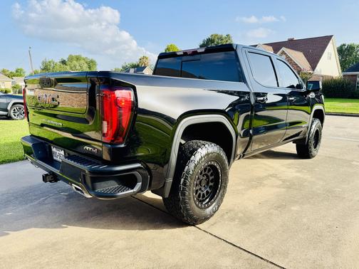 Black 2020 GMC Sierra 1500 AT4