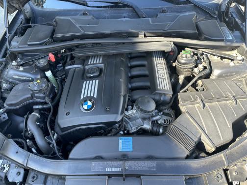 2010 BMW 328 i