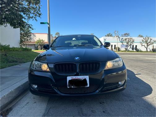 2010 BMW 328 i