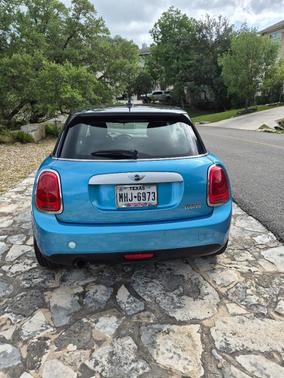 Blue 2015 MINI Hardtop Cooper