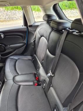 Blue 2015 MINI Hardtop Cooper