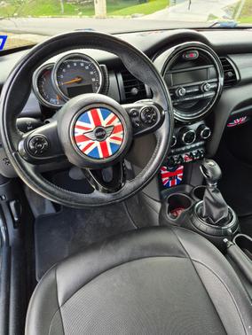 Blue 2015 MINI Hardtop Cooper