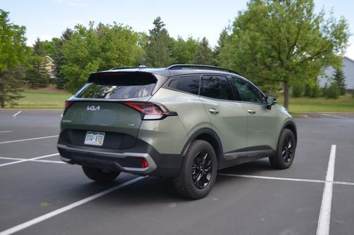 Green 2023 Kia Sportage X-Pro Prestige
