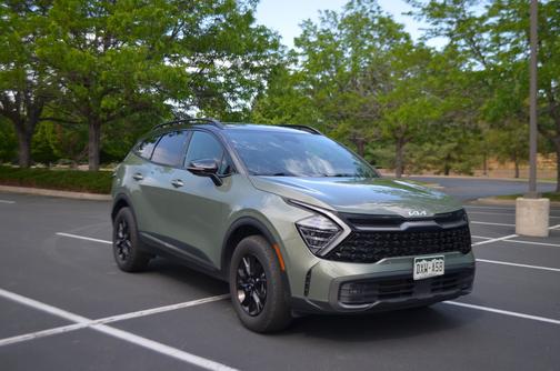Green 2023 Kia Sportage X-Pro Prestige