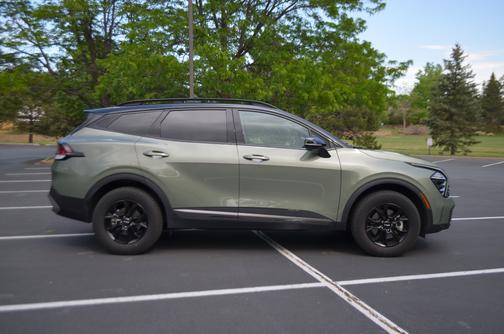Green 2023 Kia Sportage X-Pro Prestige