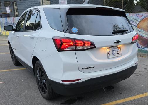 2023 Chevrolet Equinox LS