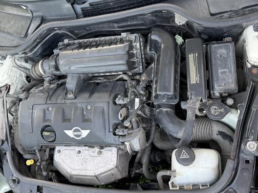Beige 2010 MINI Cooper Base