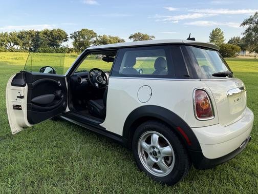Beige 2010 MINI Cooper Base