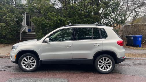 Silver 2015 Volkswagen Tiguan 4MOTION Auto SE