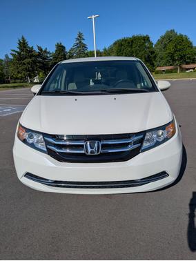 White 2014 Honda Odyssey EX