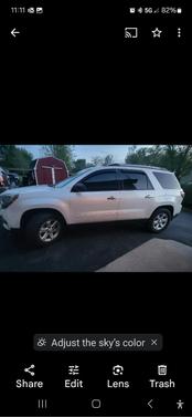 White 2015 GMC Acadia SLE-2