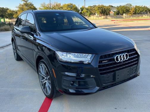 Black 2019 Audi Q7 55 Prestige