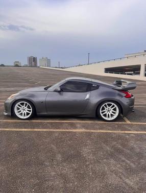 Gray 2016 Nissan 370Z Base