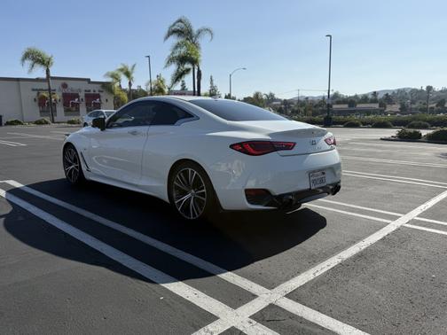 2018 INFINITI Q60 3.0t LUXE