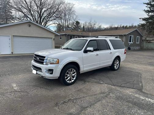 White 2016 Ford Expedition EL Limited