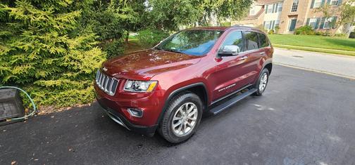 Red 2016 Jeep Grand Cherokee Limited