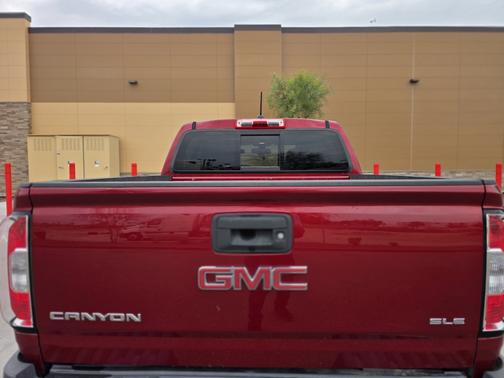 2017 GMC Canyon SLE