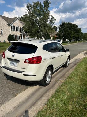 White 2012 Nissan Rogue SV