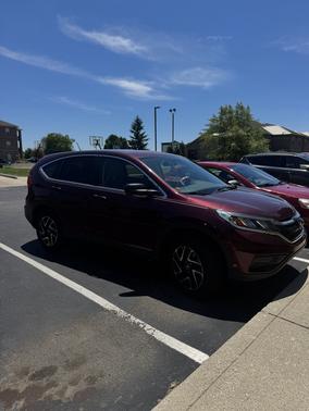 Red 2016 Honda CR-V SE