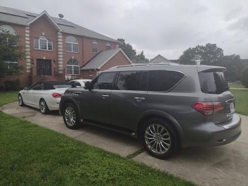 2015 INFINITI QX80 Base