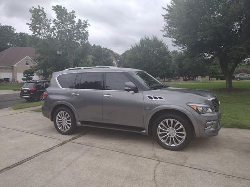 2015 INFINITI QX80 Base