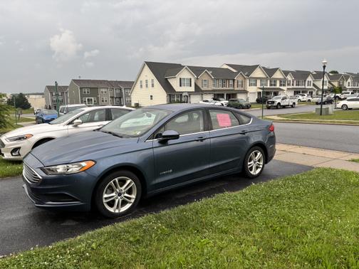 2018 Ford Fusion Hybrid SE