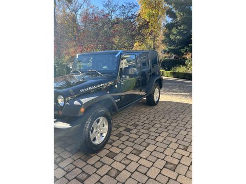 Photo 4 of 10 of 2010 Jeep Wrangler Unlimited Rubicon