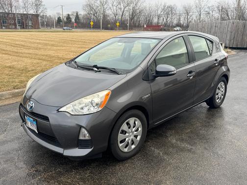 2014 Toyota Prius c Four