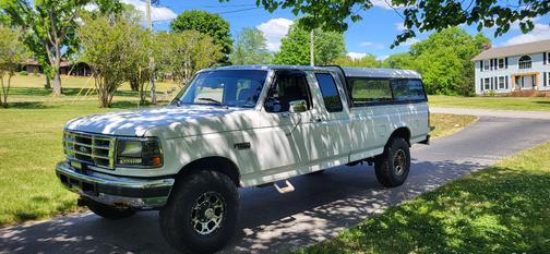 White 1996 Ford F-250 XL SuperCab H/D