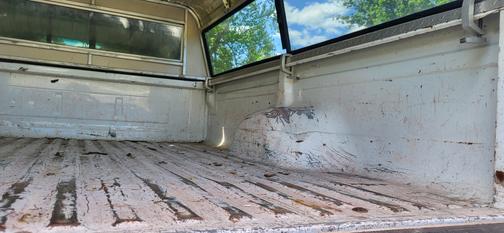 White 1996 Ford F-250 XL SuperCab H/D